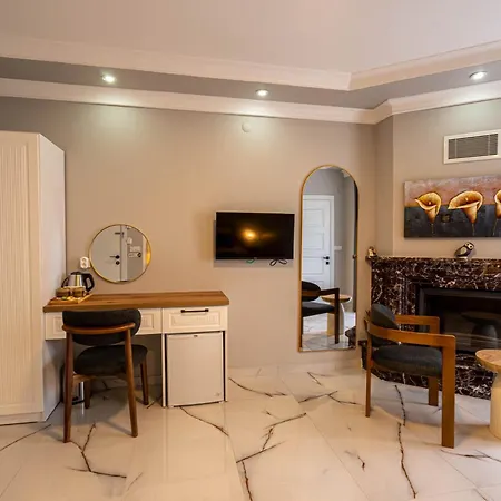 Hotel Rumet Cunda *
