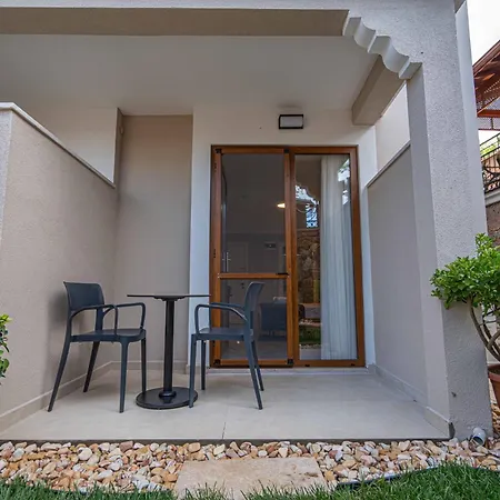 Rumet Cunda Hotel Ayvalı